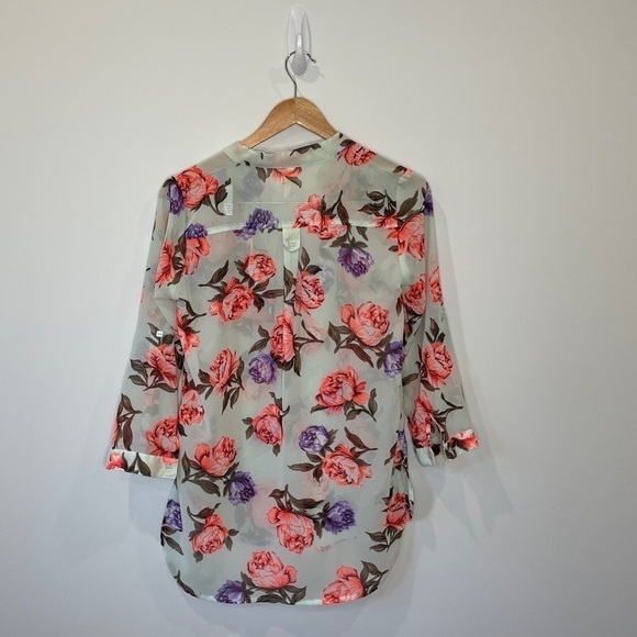 Floral Sheer 3/4 Sleeve Half Button Up Blouse - Picture 6 of 8